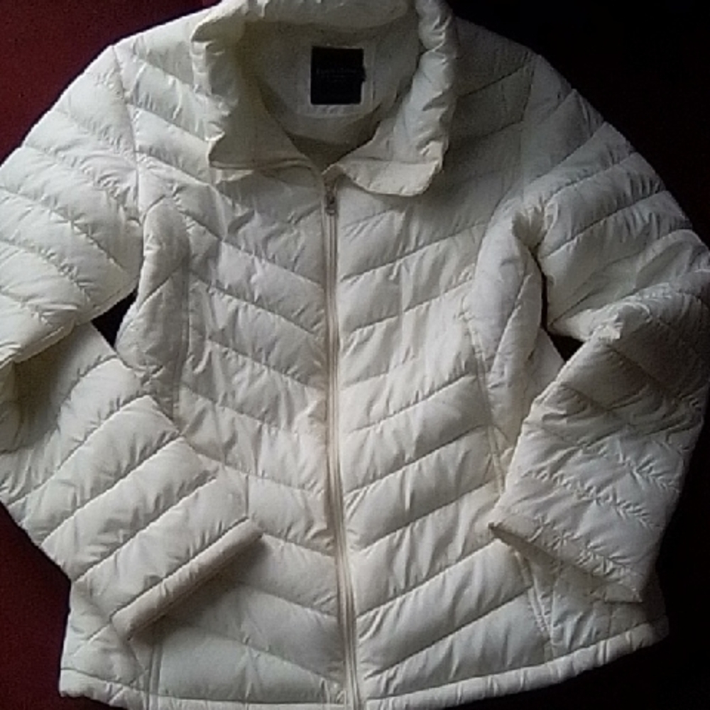 Faded Glory Women's Off-White Puffer Jacket
